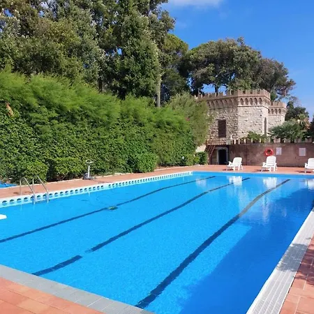 Stupendo In Un Castello Riva Al Mare * Cavo